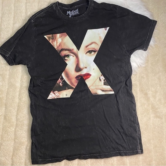 MARILYN Monroe X T-Shirt - Picture 1 of 8